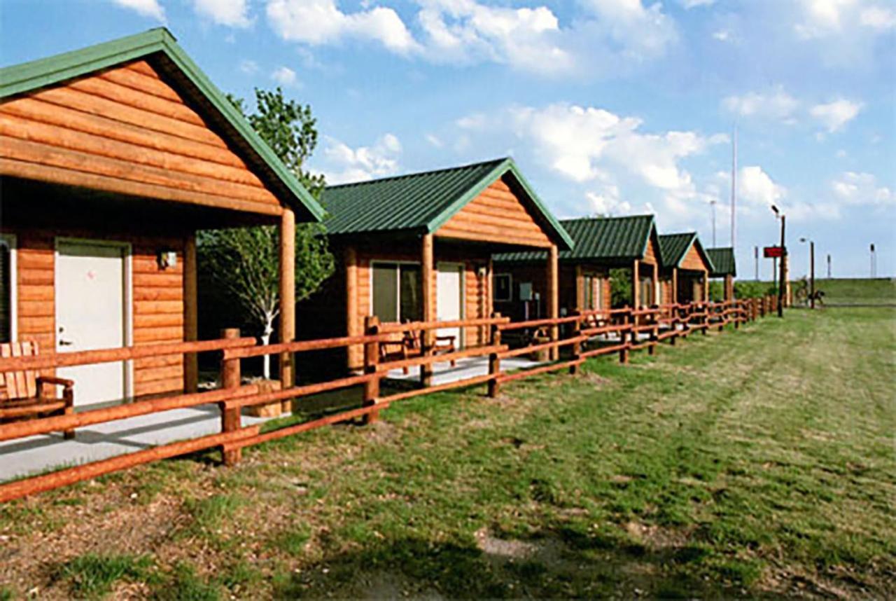 Badlands Frontier Cabins Уолл Экстерьер фото