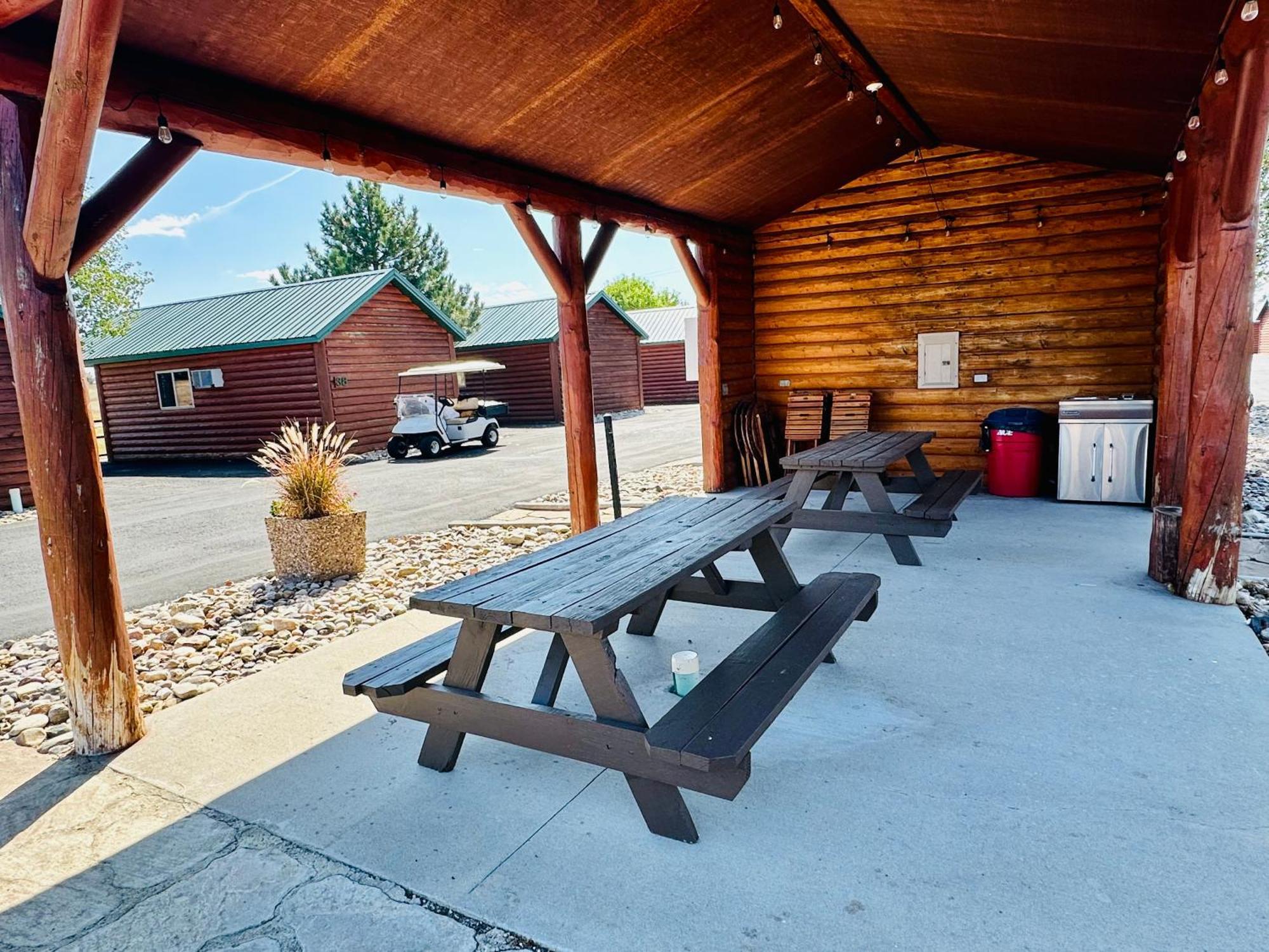 Badlands Frontier Cabins Уолл Экстерьер фото