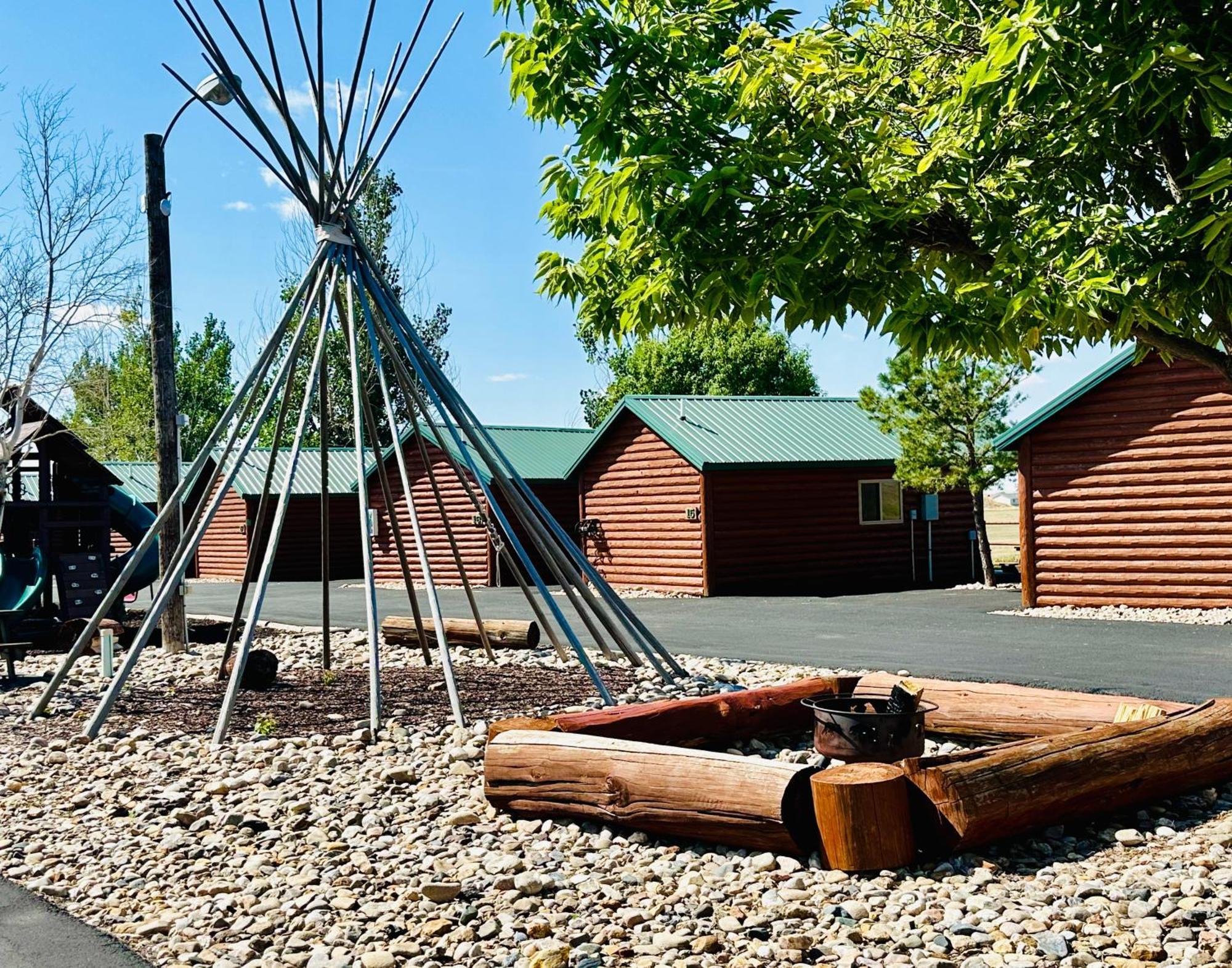 Badlands Frontier Cabins Уолл Экстерьер фото